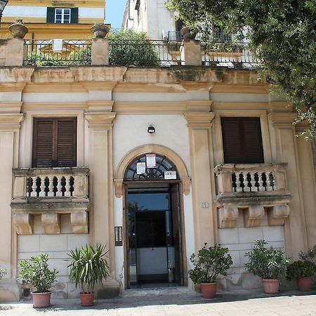 Casa Vacanze Re Umberto I Lejlighed Palermo Værelse billede